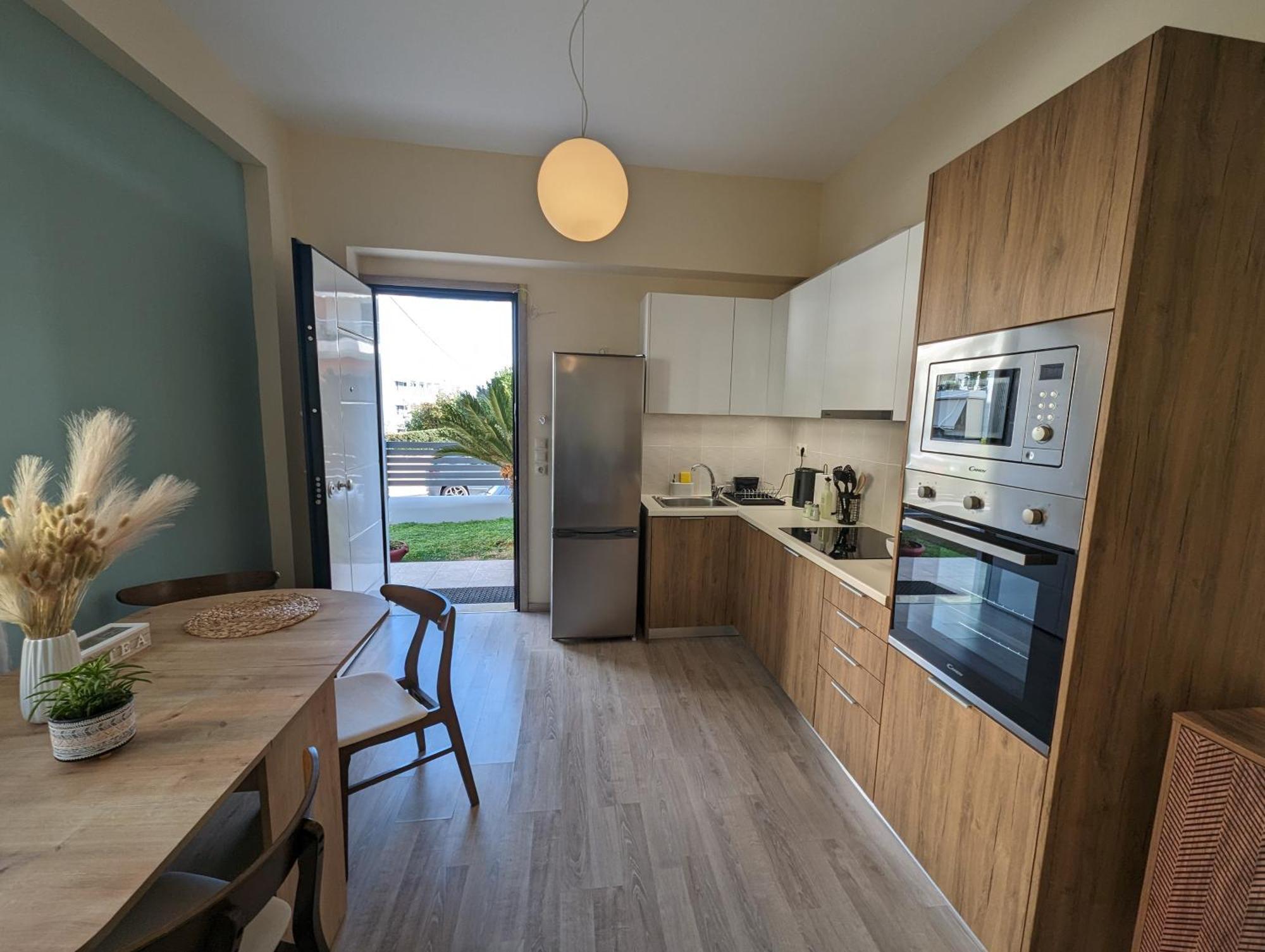 SpátaModern Mint Sunny House Near The Airportアパートメント エクステリア 写真