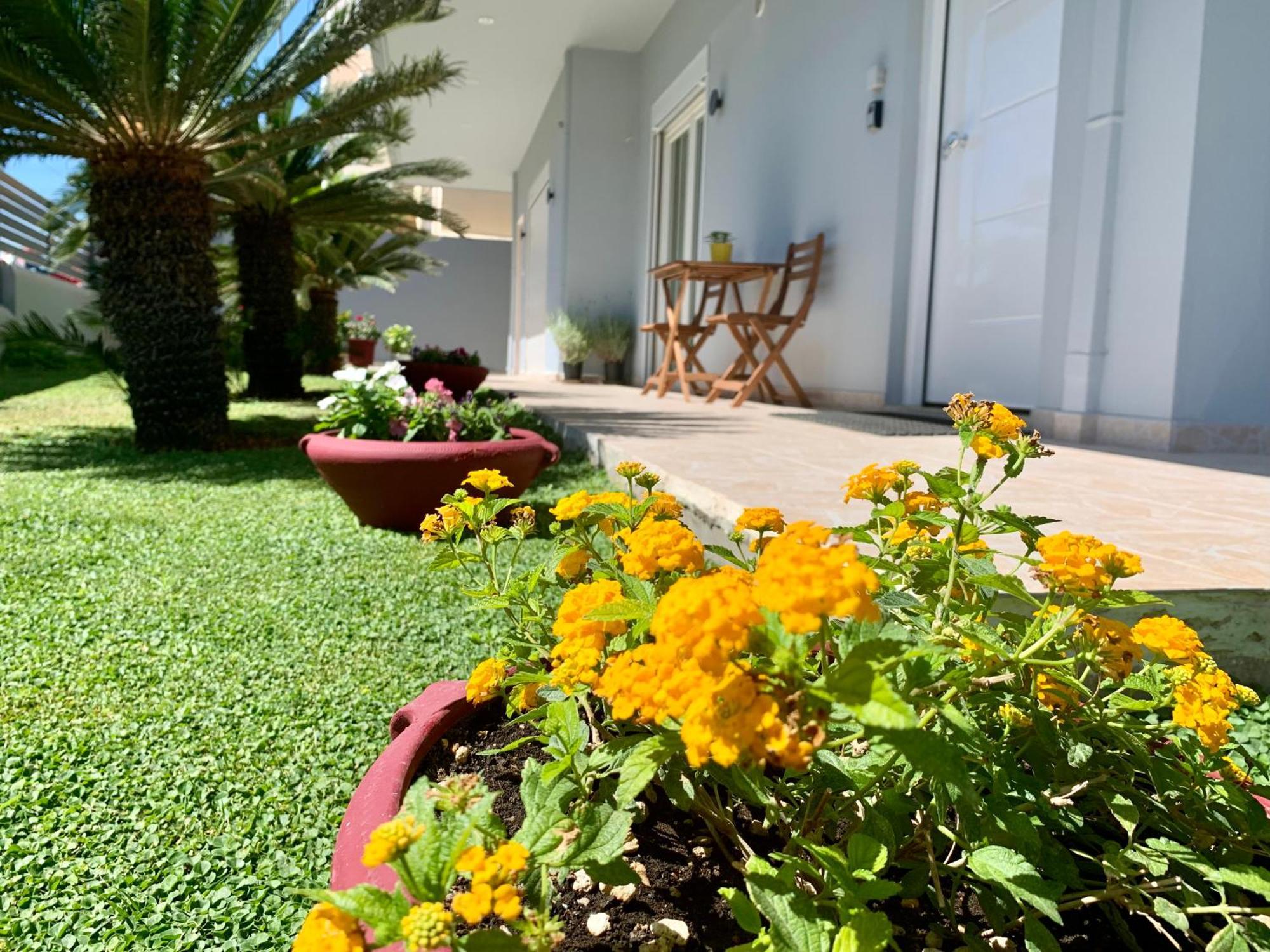 SpátaModern Mint Sunny House Near The Airportアパートメント エクステリア 写真